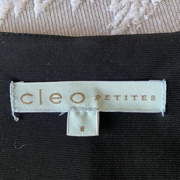 Vacation Dress - Picture 2 of 9